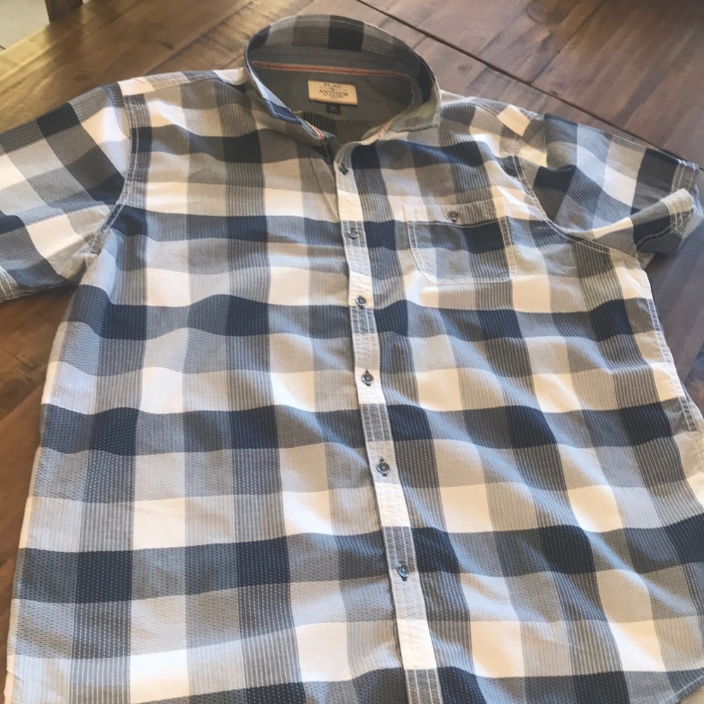 Button Down Shirt 🌟2-for$20🌟